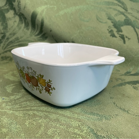 Rare 1970s spice of life design Corning Ware 2 3/4 cup bakeware. - Picture 7 of 10